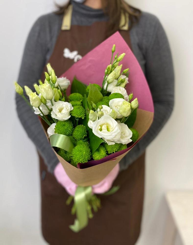 Букет цветов из: Хризантемы и Лизиантусы в Батырево