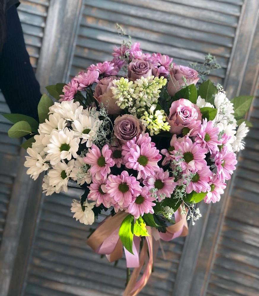 Букет Цветочный шарм в Батырево Букет цветов из: Хризантемы и Розы в Батырево