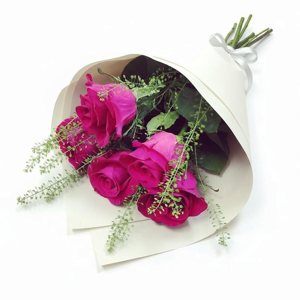 Букет ярко-розовый в Батырево Букет цветов из: Розы в Батырево