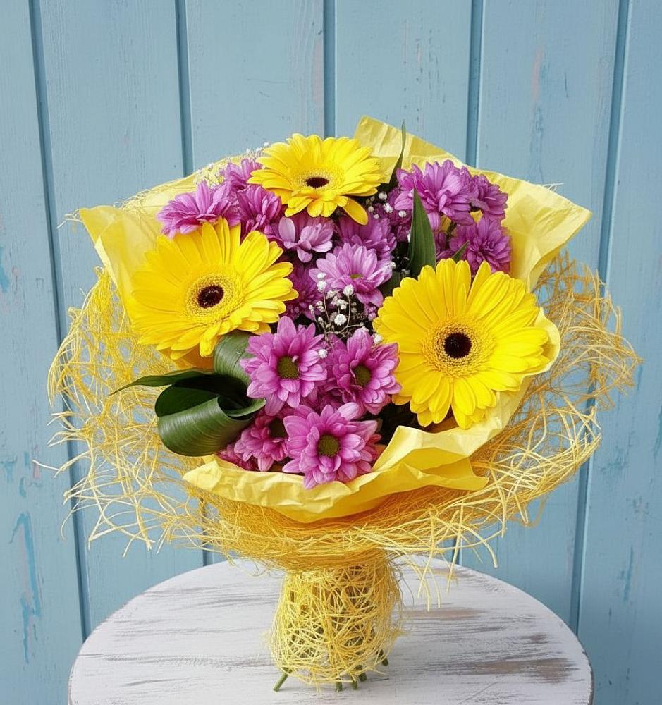 Букет цветов из: Хризантемы и Герберы в Батырево