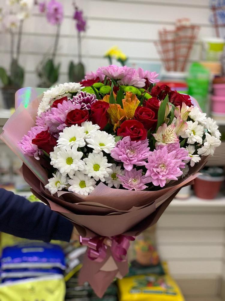 Букет цветов из: Розы, Хризантемы и Альстромерии в Батырево