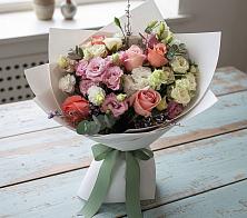 Букет цветов из:  Розы, Лизиантусы и Гвоздики в Батырево