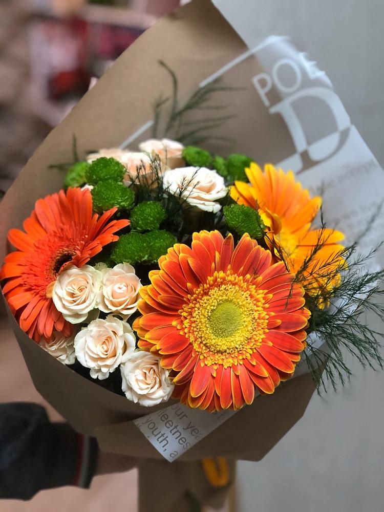 Букет цветов из: Герберы, Хризантемы и Розы в Батырево