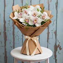 Букет цветов из:  Орхидеи и Розы #REPLACE_PRED# Батырево