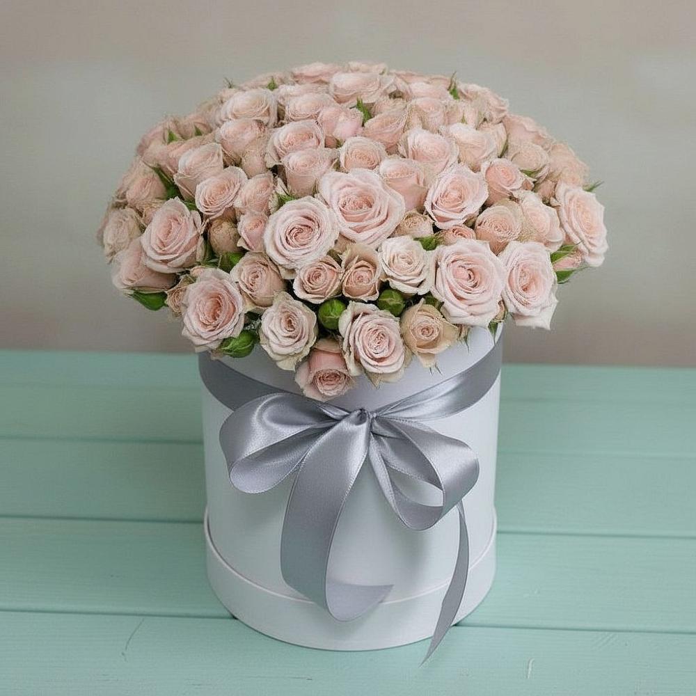 Композиция утонченная красота в Батырево Цветочная композиция из Розы в шляпной коробке в Батырево